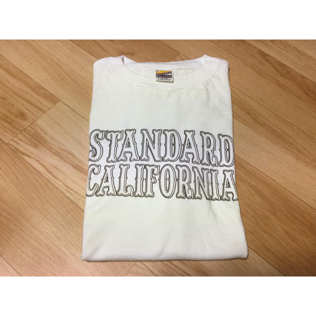 STANDARD CALIFORNIA(スタンダードカリフォルニア)のstandard california ロゴtシャツ メンズのトップス(Tシャツ/カットソー(半袖/袖なし))の商品写真