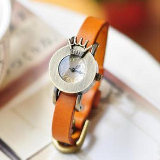 ✨レザーブレスレットウォッチ✨ レディースのファッション小物(腕時計)の商品写真
