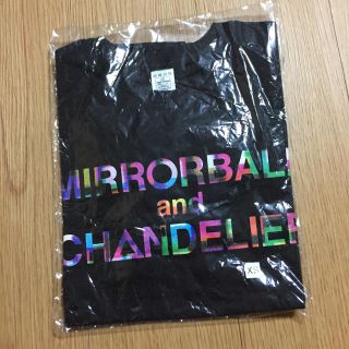 ミラーボールとシャンデリア Tシャツ(ミュージシャン)