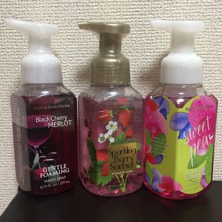 バスアンドボディーワークス(Bath & Body Works)のフォーミングハンドソープ★人気の香り3本セット(ボディソープ/石鹸)