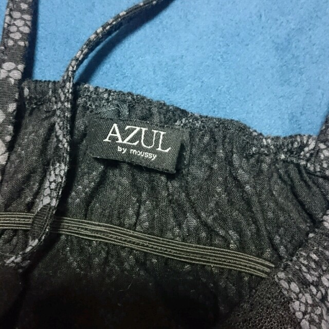 AZUL by moussy(アズールバイマウジー)の新品　AZULbymoussy　パイソン柄キャミソール レディースのトップス(キャミソール)の商品写真