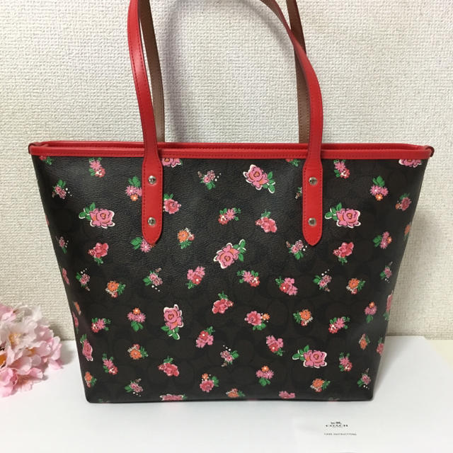 39▽【新品/正規品】COACHトートバッグ　花柄　桜色