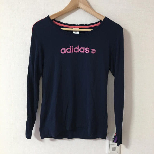 adidas(アディダス)のあーちゃん様 専用 レディースのトップス(Tシャツ(長袖/七分))の商品写真