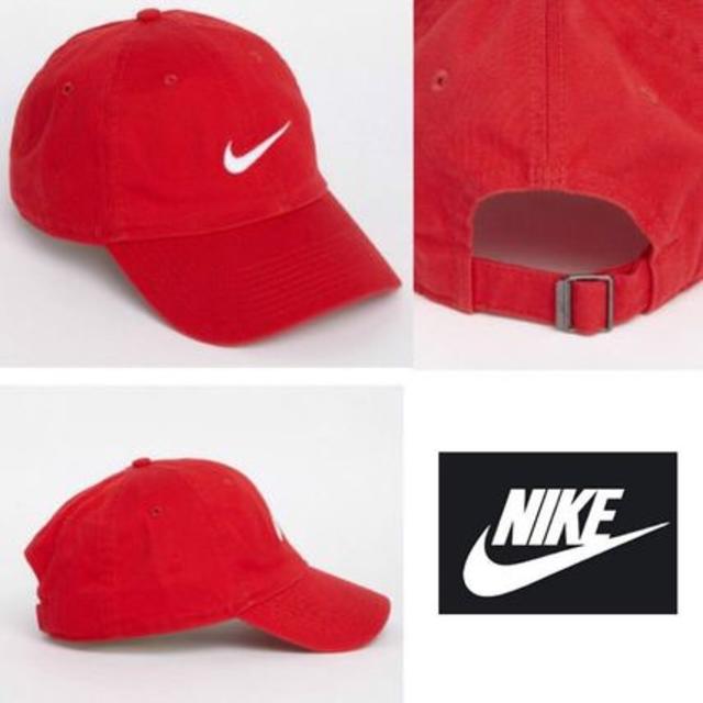 NIKE(ナイキ)の新品 大人気 Nike swoosh Cap 送料無料 レディースの帽子(キャップ)の商品写真