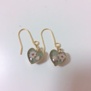 クリスプ(Crisp)のお花ピアス(ピアス)