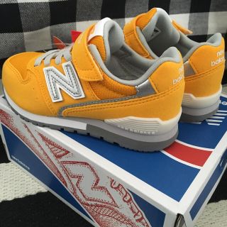 ニューバランス(New Balance)のやすん様専用【新品】ニューバランス スニーカー 996 キッズ （17㎝）(スニーカー)