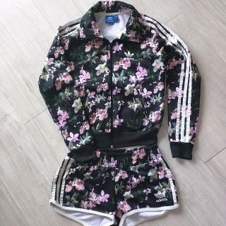 アディダス(adidas)のadidas Originalsアディダスオリジナルスジャージセットアップ黒MS(セット/コーデ)