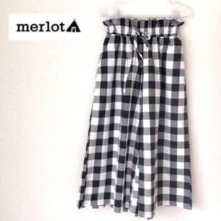 メルロー(merlot)のメルロー ギンガムチェック ワイドパンツ ブラック(カジュアルパンツ)