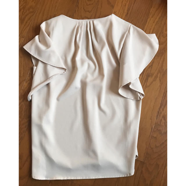 31 Sons de mode(トランテアンソンドゥモード)の袖フレアシャツ レディースのトップス(シャツ/ブラウス(半袖/袖なし))の商品写真
