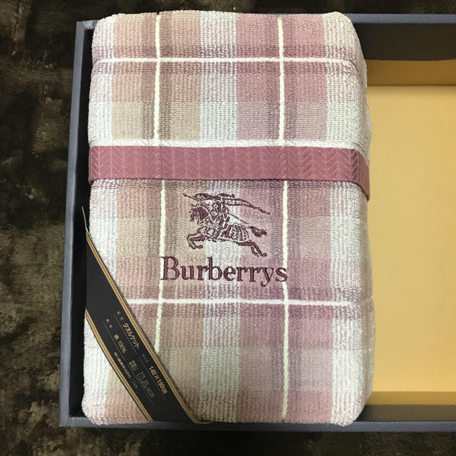 BURBERRY - Burberry タオルケットの通販 by みさと's shop｜バーバリーならラクマ