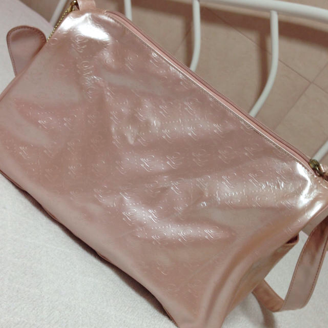 ピンクリボン ❤︎ バッグ レディースのバッグ(スーツケース/キャリーバッグ)の商品写真