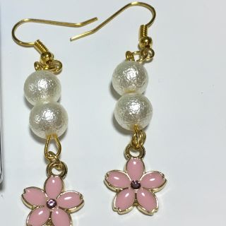 さくらピアス(ピアス)