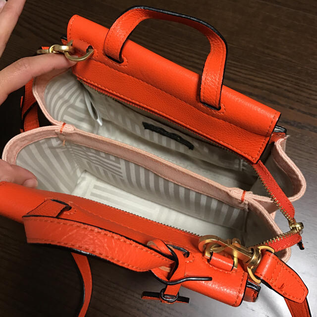 KATE SPADE SATURDAY(ケイトスペードサタデー)の【1回使用】kate spade SATURDAY バック レディースのバッグ(ショルダーバッグ)の商品写真