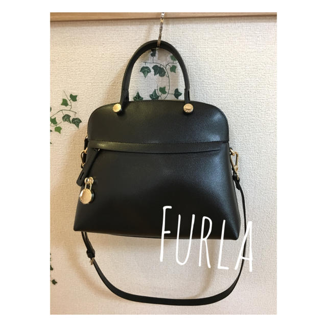 美品✴︎フルラ パイパーバンドバッグ ショルダー furla