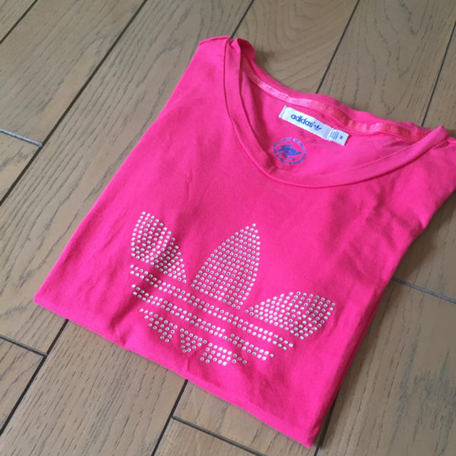 adidas(アディダス)の専用 レディースのトップス(Tシャツ(半袖/袖なし))の商品写真