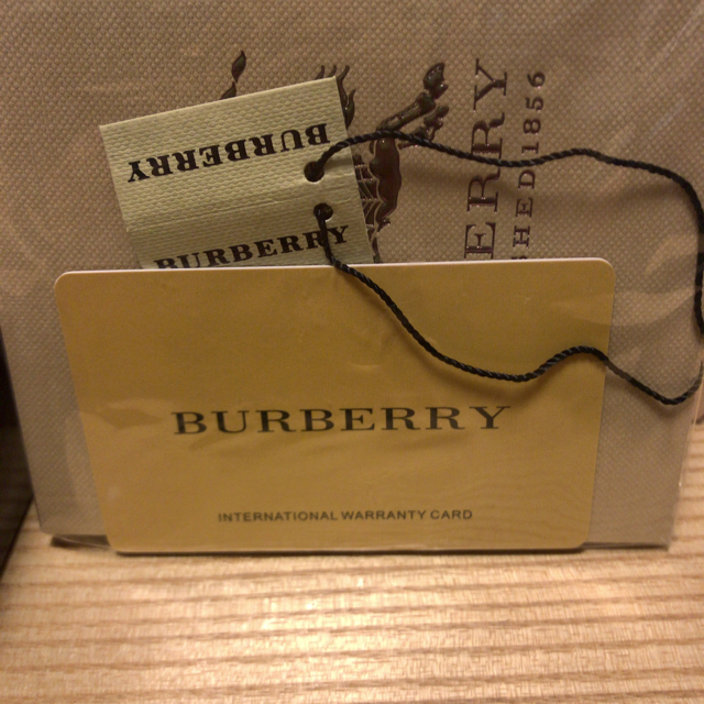 BURBERRY(バーバリー)のバーバリー腕時計bu9350 ブランド専用ボックス 保障カード付き！ メンズの時計(金属ベルト)の商品写真