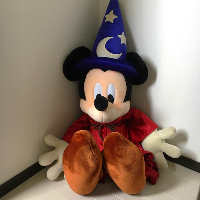 Disney 特大 ソーサラーミッキーぬいぐるみの通販 By おゆぴーーこ S Shop ディズニーならラクマ