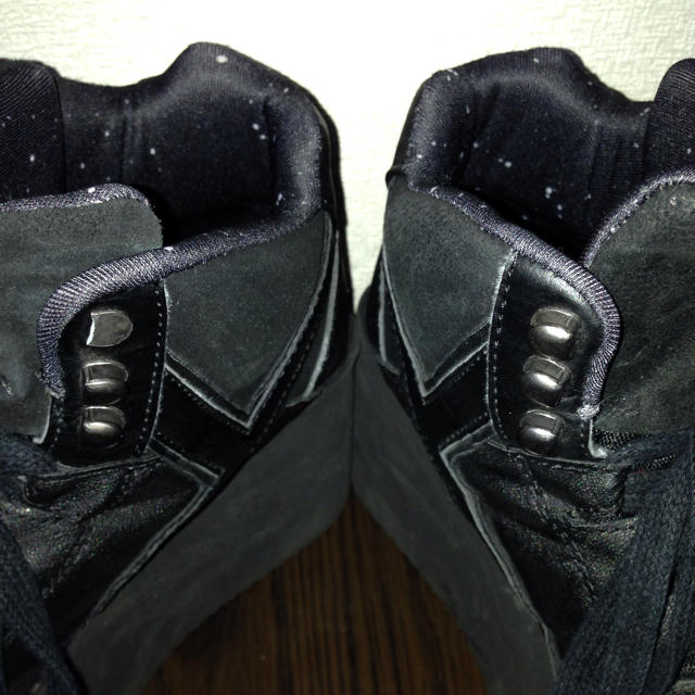 YRU(ワイアールユー)のYRU 黒 レディースの靴/シューズ(ハイヒール/パンプス)の商品写真