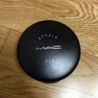 マック(MAC)のカバー力凄パウダーファンデ(その他)