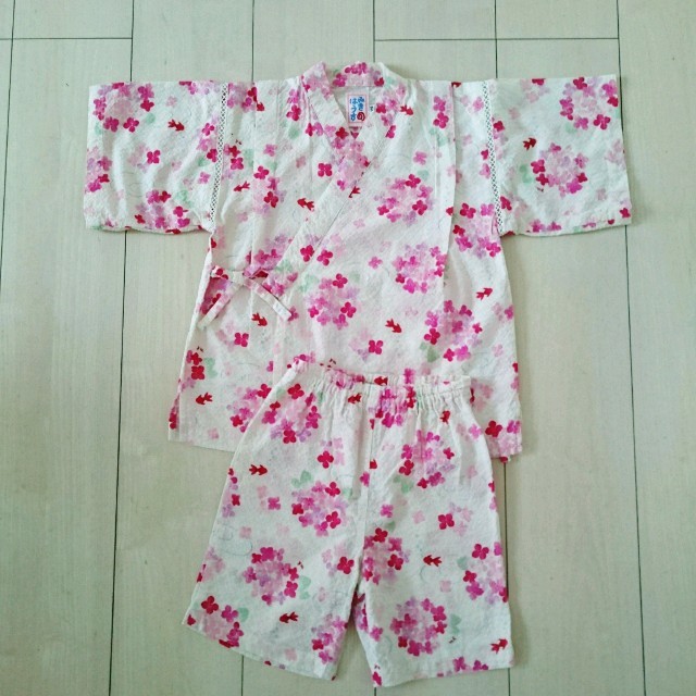 mikihouse(ミキハウス)のmiki HOUSE 甚平【110】美品 キッズ/ベビー/マタニティのキッズ服女の子用(90cm~)(甚平/浴衣)の商品写真