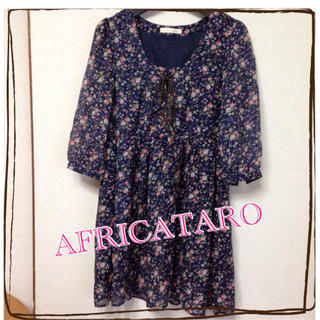 アフリカタロウ(AFRICATARO)のアフリカタロー★小花柄シフォンワンピ(ミニワンピース)