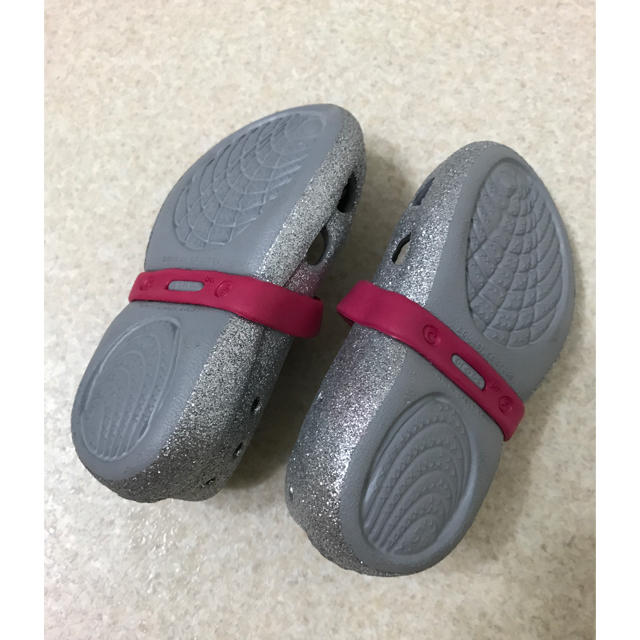 crocs(クロックス)のクロックス13cm キッズ/ベビー/マタニティのベビー靴/シューズ(~14cm)(サンダル)の商品写真