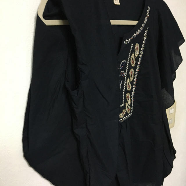 FOREVER 21(フォーエバートゥエンティーワン)のフリルトップス レディースのトップス(シャツ/ブラウス(半袖/袖なし))の商品写真
