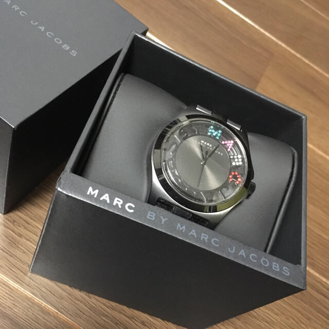 ファッション小物MARC BY MARC JACOBS HENRY SKELTON