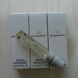 バーバリー(BURBERRY)のmion様専用★バーバリーオードトワレ2ml(ユニセックス)