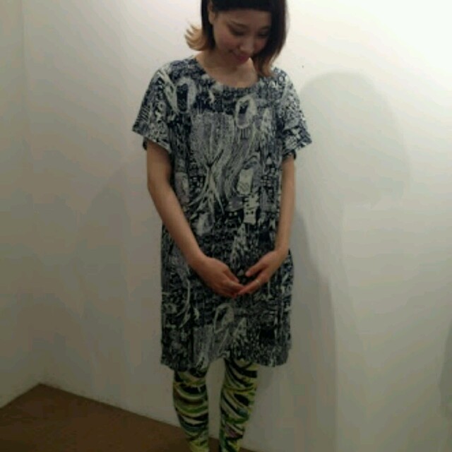 monikoto(モニコト)のモリンバロングTシャツ モニコト monikoto レディースのトップス(Tシャツ(半袖/袖なし))の商品写真