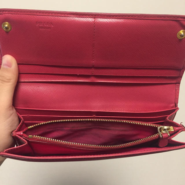 PRADA(プラダ)のPRADA サフィアーノリボン財布 中古 レディースのファッション小物(財布)の商品写真