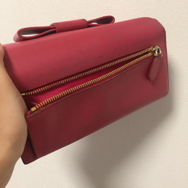 PRADA(プラダ)のPRADA サフィアーノリボン財布 中古 レディースのファッション小物(財布)の商品写真