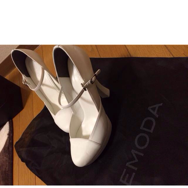 EMODA(エモダ)のEMODA パンプス レディースの靴/シューズ(ハイヒール/パンプス)の商品写真