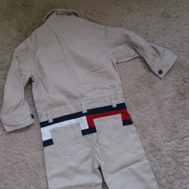 TOMMY HILFIGER(トミーヒルフィガー)のトミー★ツナギ キッズ/ベビー/マタニティのキッズ服男の子用(90cm~)(その他)の商品写真