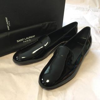 サンローラン(Saint Laurent)のサンローラン✴︎パテント黒ローファー(ローファー/革靴)