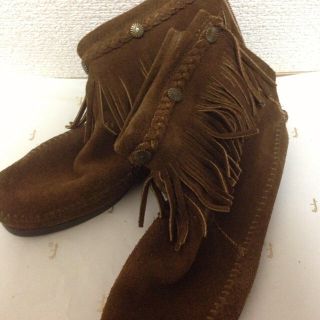 ミネトンカ(Minnetonka)のMINNETONKA フリンジブーツ(ブーツ)