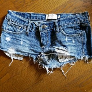 アバクロンビーアンドフィッチ(Abercrombie&Fitch)のAbercrombie & Fitch size 00 ショートパンツ(ショートパンツ)