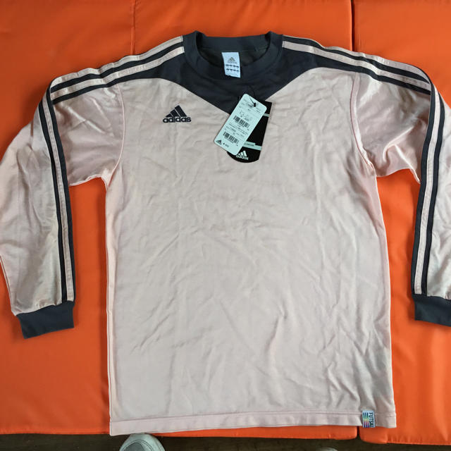 adidas(アディダス)のロンT レディースのトップス(Tシャツ(長袖/七分))の商品写真