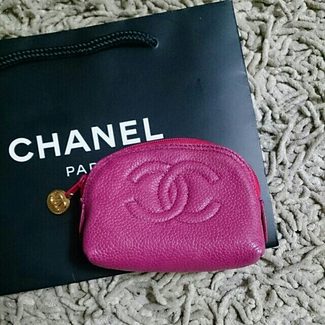 CHANEL(シャネル)の正規品 CHANEL シャネル キャビアスキン コインケース ピンク 難あり レディースのファッション小物(ポーチ)の商品写真