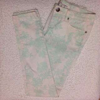 フォーエバートゥエンティーワン(FOREVER 21)のF21 / スキニーsize36(デニム/ジーンズ)