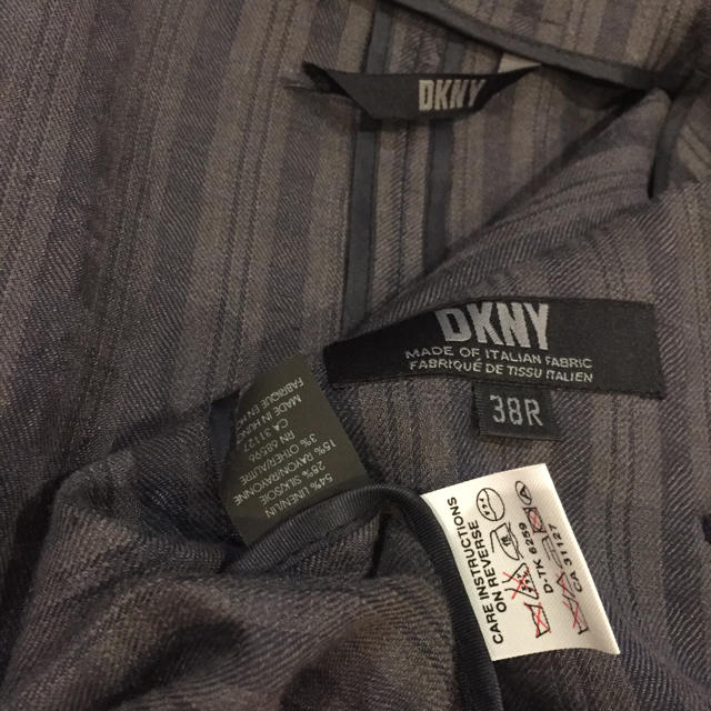 DKNY(ダナキャランニューヨーク)のDKNY 麻シルク混 ジャケット グレー メンズのジャケット/アウター(テーラードジャケット)の商品写真