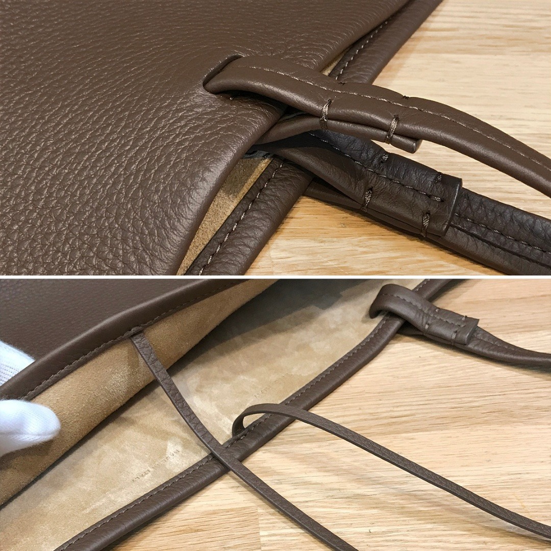 THE ROW(ザロウ)の新品未使用 ザロウ XL パークトート ダークオリーブ トートバッグ カーフ メンズのバッグ(トートバッグ)の商品写真