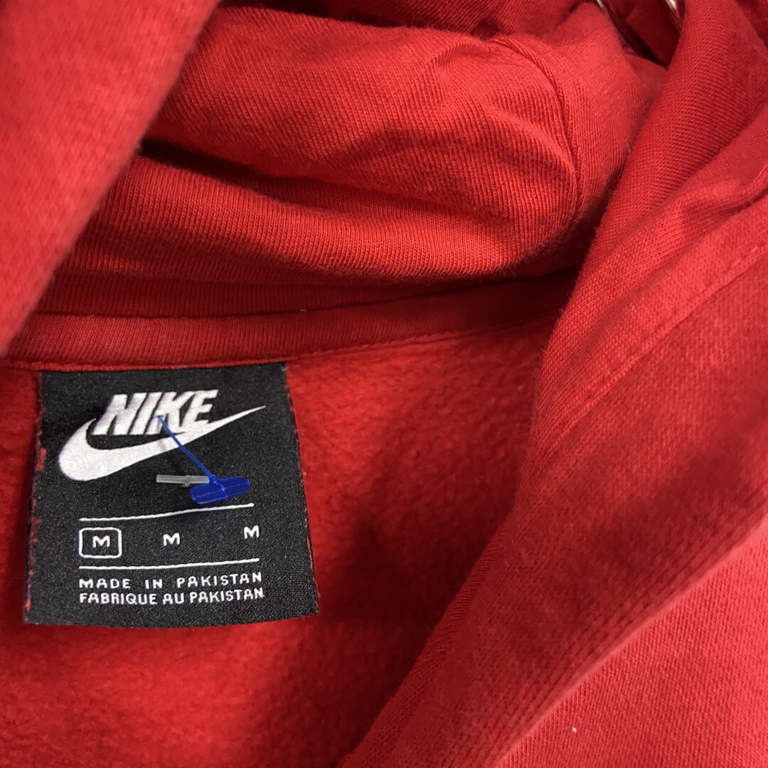 NIKE(ナイキ)の古着 used　NIKE　ナイキ　スウェットパーカー/フーディー　赤　レッド　Mサイズ メンズのトップス(パーカー)の商品写真