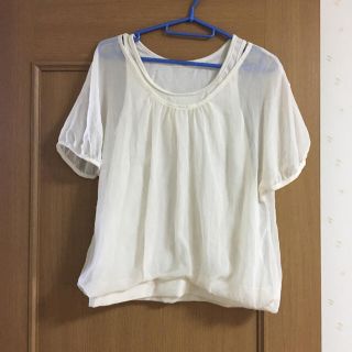 ショコラフィネローブ(chocol raffine robe)のカットソー ホワイト 美品(カットソー(半袖/袖なし))