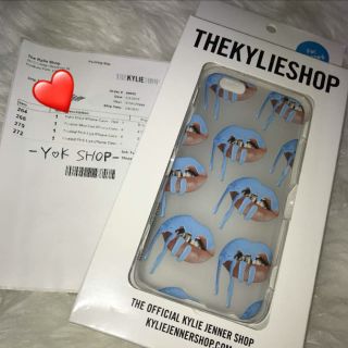 カイリーコスメティックス(Kylie Cosmetics)の即日発送♡KylieJenner New iPhoneケース(iPhoneケース)