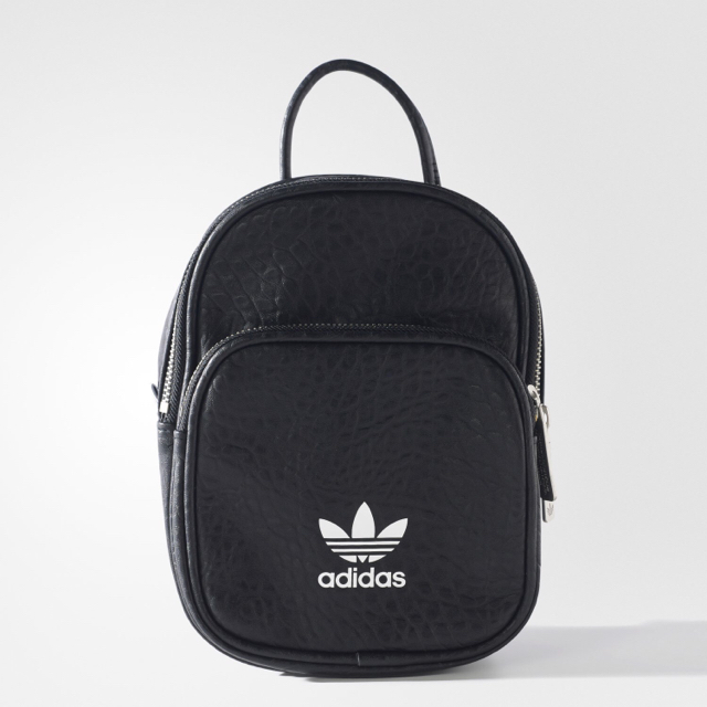 adidas(アディダス)の国内在庫切れ‼️アディダス 限定 バック レディースのバッグ(ショルダーバッグ)の商品写真