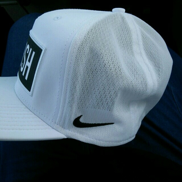 NIKE(ナイキ)の✿emjky様専用✿ レディースの帽子(キャップ)の商品写真