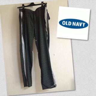 オールドネイビー(Old Navy)の新品2990円オールドネイビーリラックスパンツ(カジュアルパンツ)