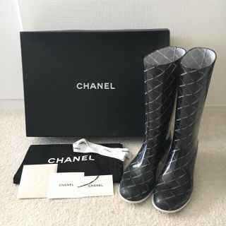 シャネル(CHANEL)の美品 CHANEL シャネル レインブーツ 長靴 マトラッセ ココマーク 37(レインブーツ/長靴)