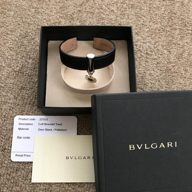 BVLGARI(ブルガリ)のBVLGARI ブルガリ レザーブレスレット 新品未使用 レディースのアクセサリー(ブレスレット/バングル)の商品写真